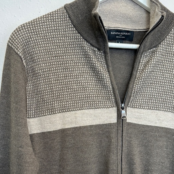 Men's banana republic merino wool-  full zip cardigan Sweater - Picture 3 of 8